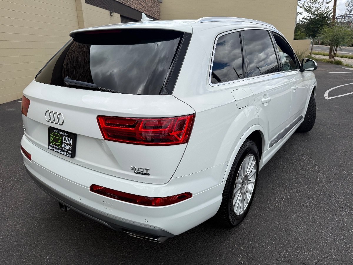 Used 2017 Audi Q7 3.0T Prestige AWD/4WD image 9