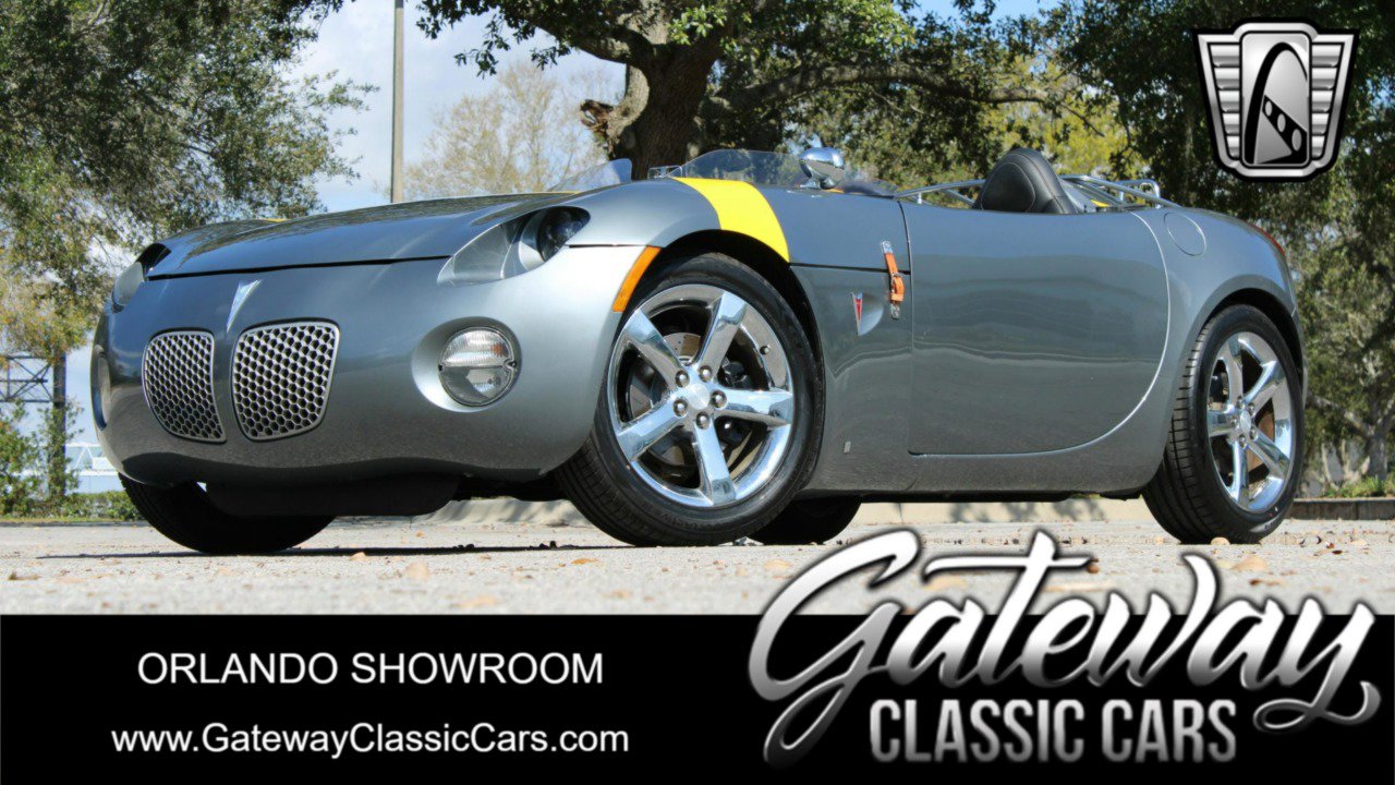 Used 2006 Pontiac Solstice Convertible w/ Premium Package