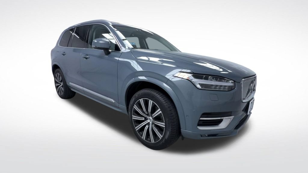 Used 2023 Volvo XC90 B6 Plus w/ Protection Package AWD/4WD image 19