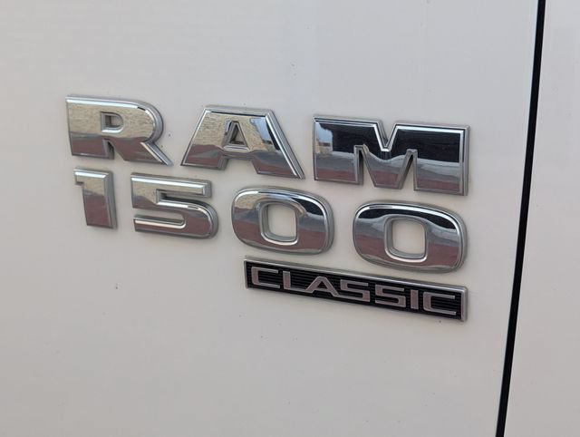Used 2022 RAM 1500 Tradesman w/ Chrome Appearance Group RWD image 30
