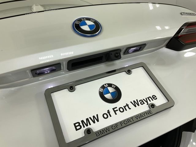 Used 2024 BMW i5 eDrive40i w/ M Sport Package RWD image 50