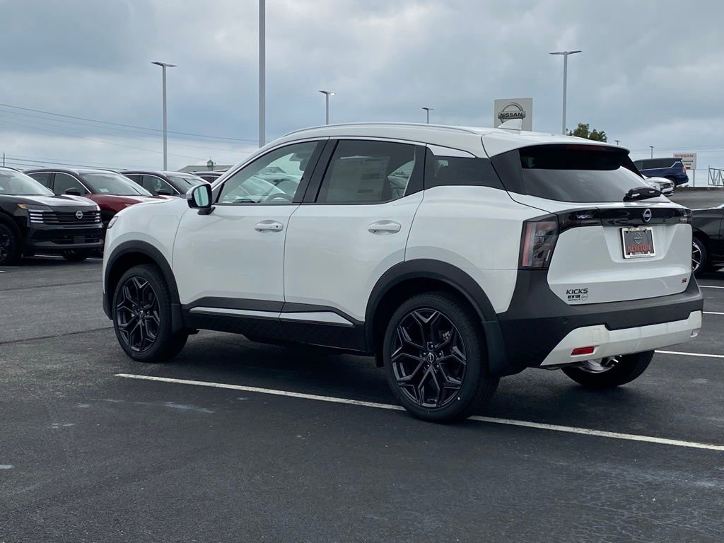 New 2025 Nissan Kicks SR w/ SR Premium Package image 6