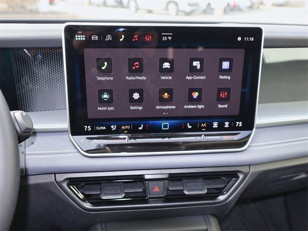 New 2026 Volkswagen Tiguan SE image 19