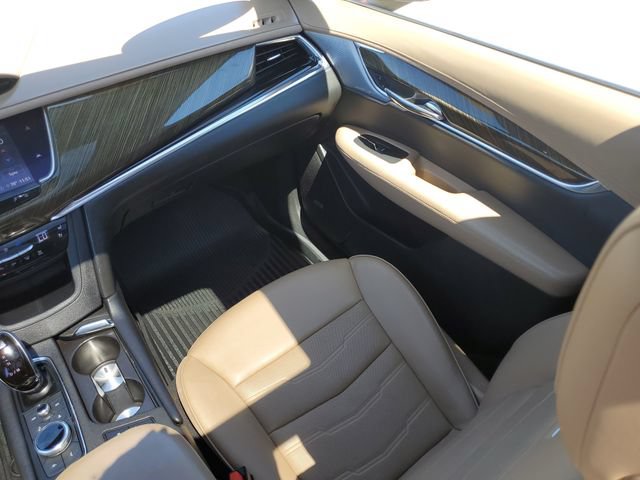 Used 2020 Cadillac XT6 Sport w/ Platinum Package AWD/4WD image 17