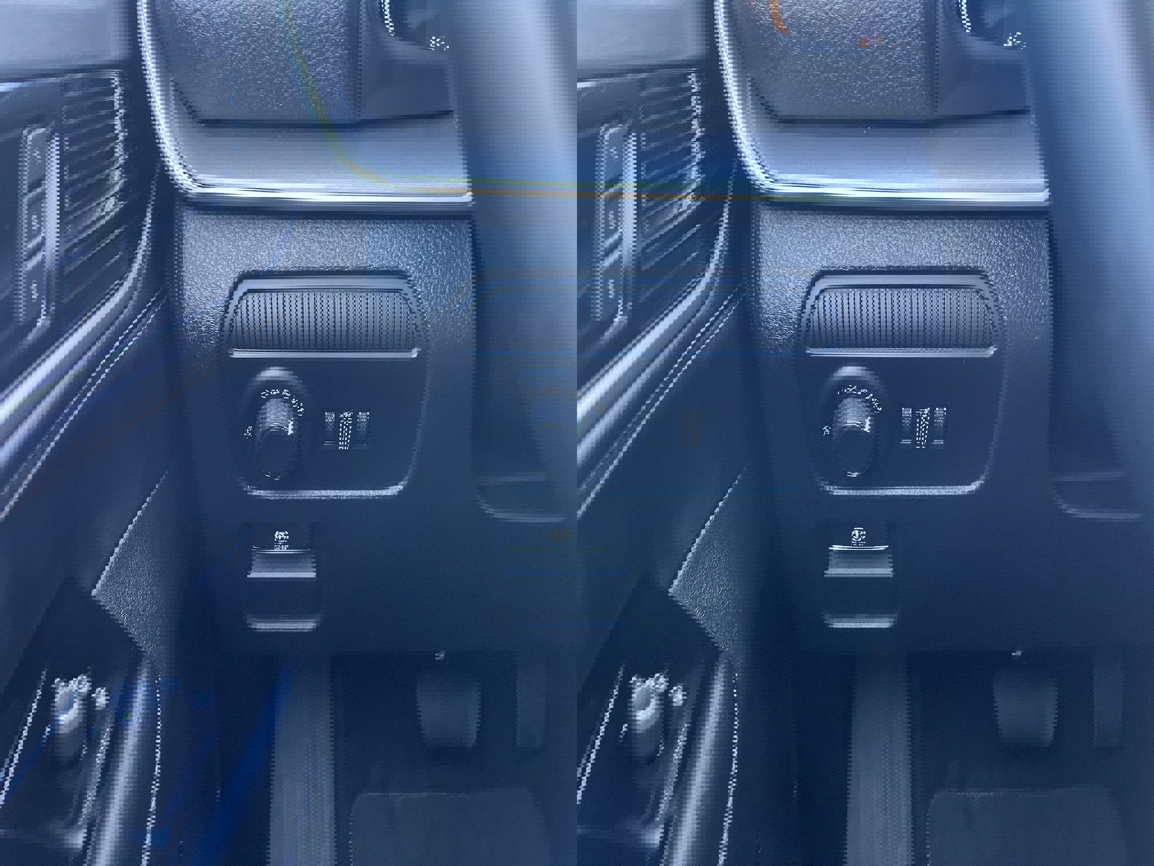 New 2026 Jeep Grand Wagoneer L 4WD w/ HD Trailer Tow Package image 48