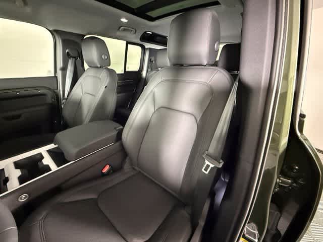 New 2026 Land Rover Defender 110 S AWD/4WD image 6