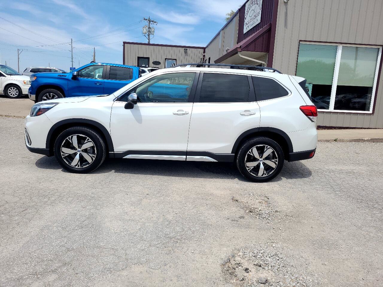 Used 2020 Subaru Forester Touring image 9