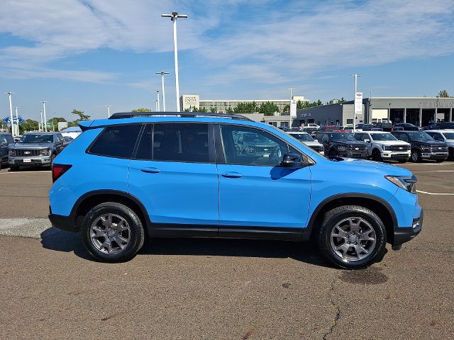 Used 2024 Honda Passport TrailSport image 7