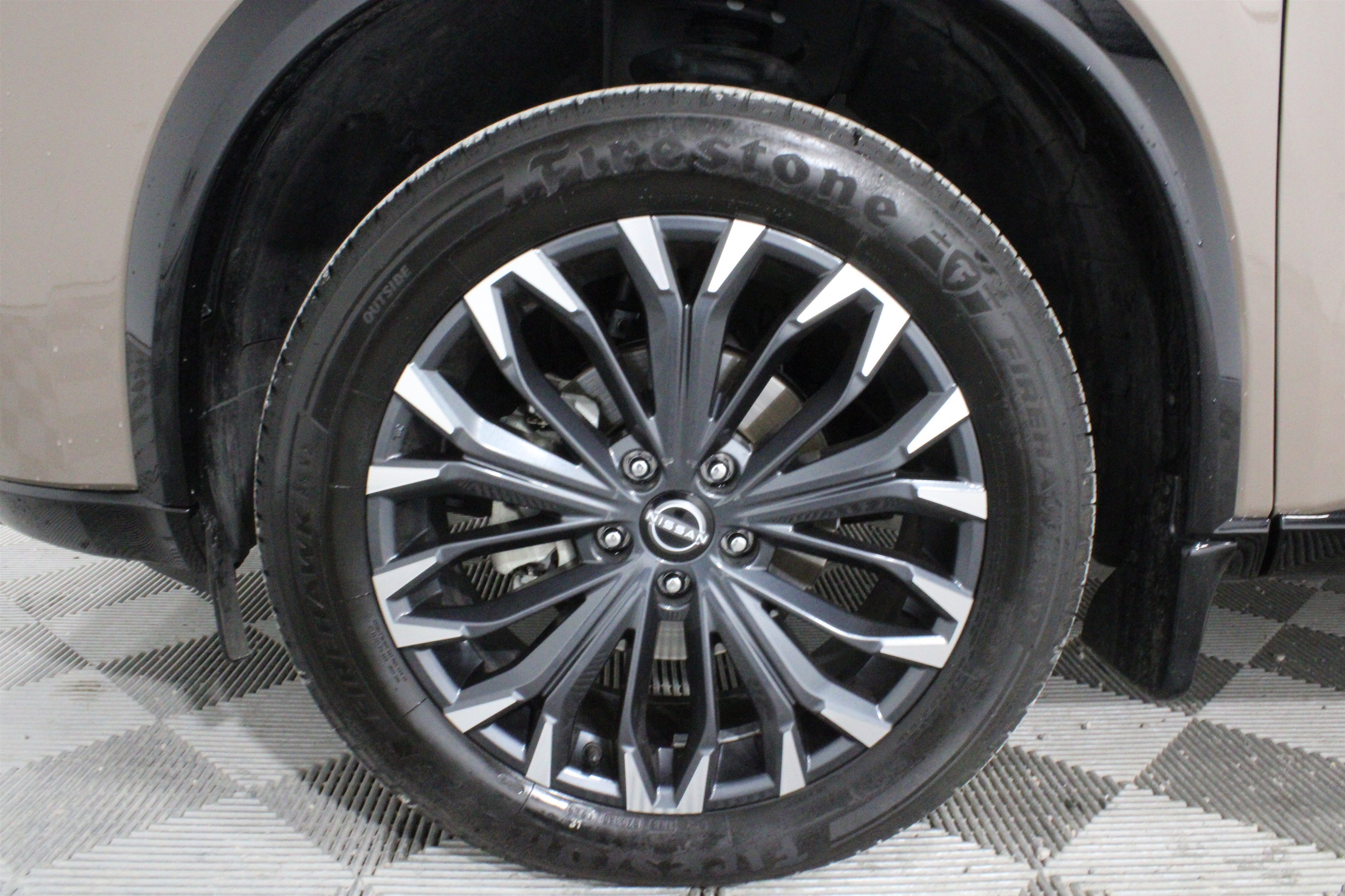 Used 2024 Nissan Rogue Platinum w/ Platinum Premium Package AWD/4WD image 33