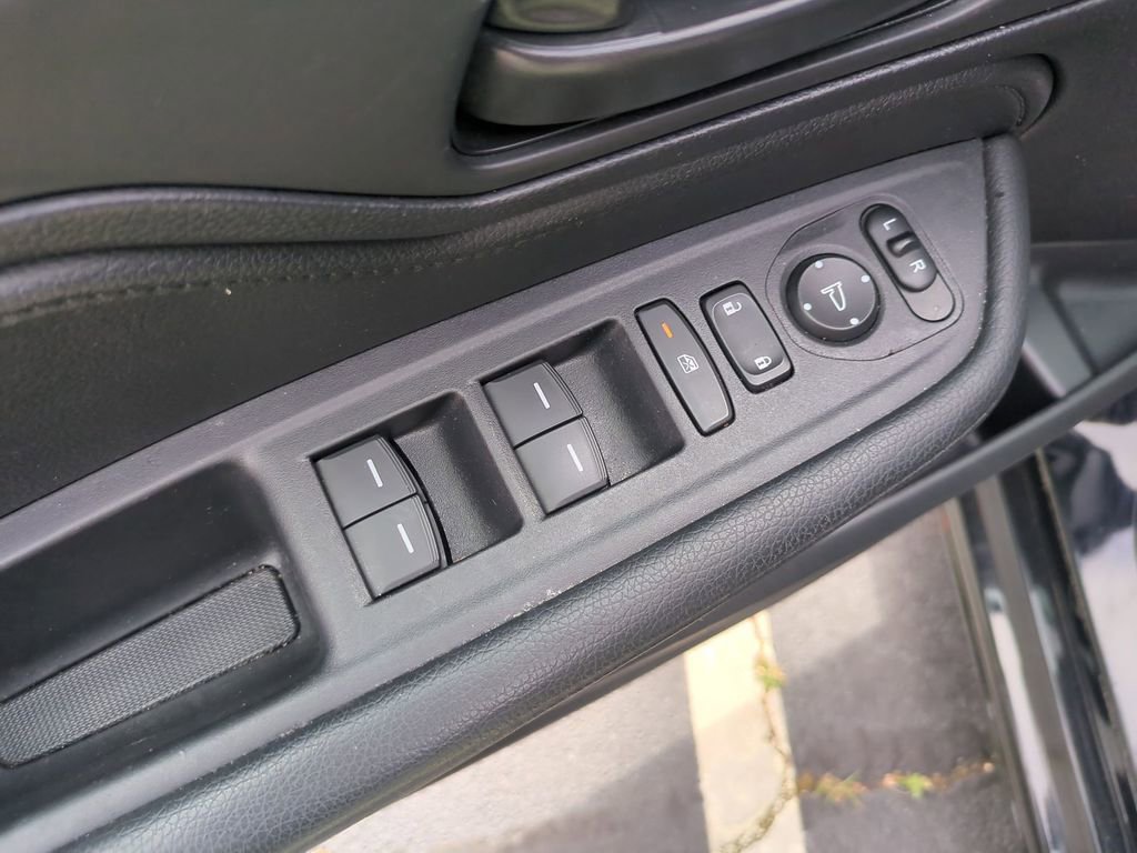 Used 2025 Honda Odyssey Sport-L image 13