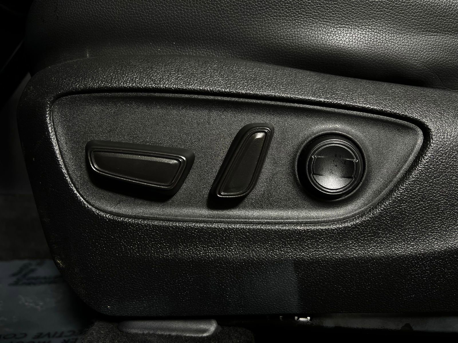 Certified 2024 Toyota Highlander XLE image 14