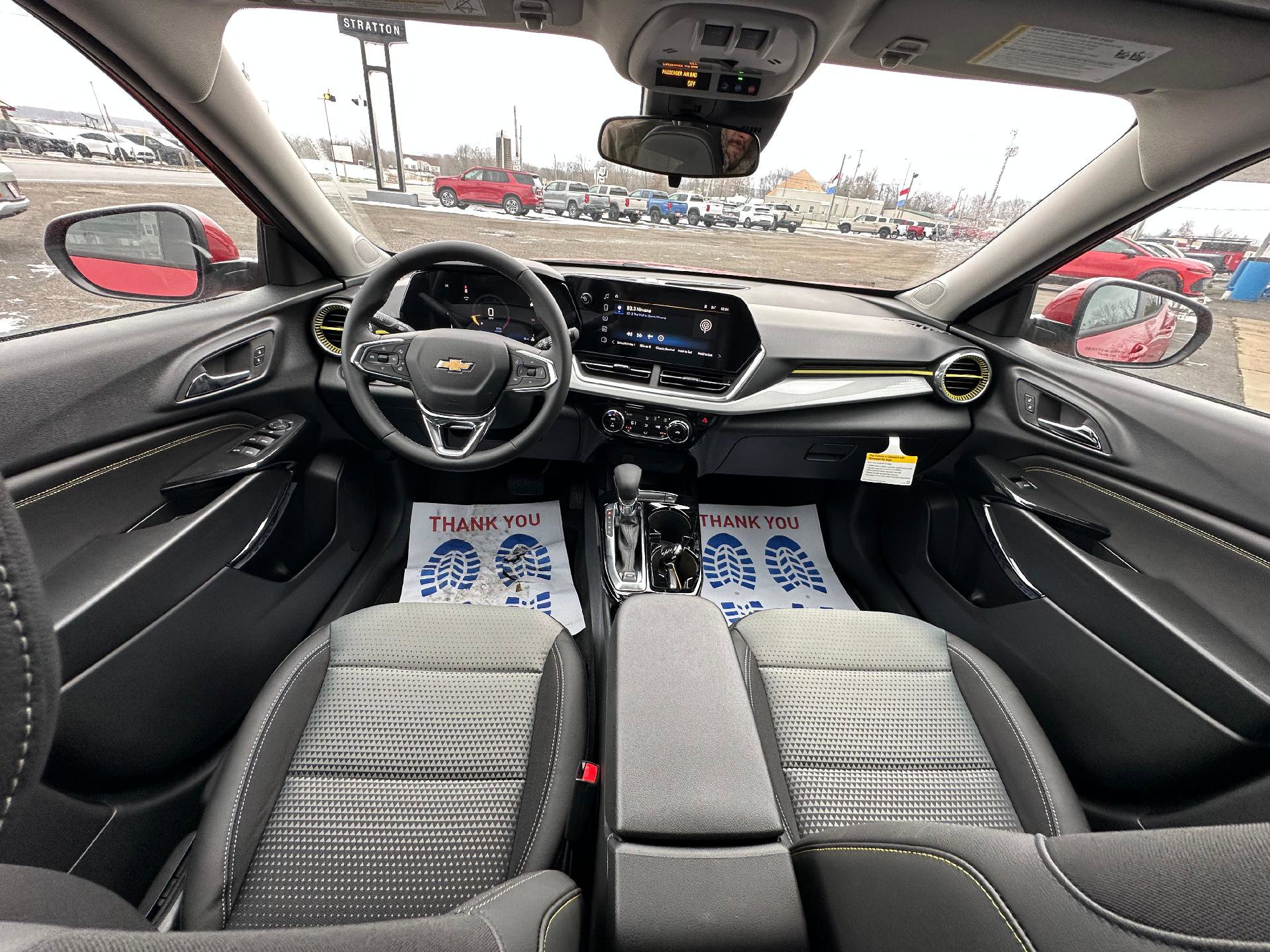 New 2026 Chevrolet Trax LT w/ Sunroof Package FWD image 25