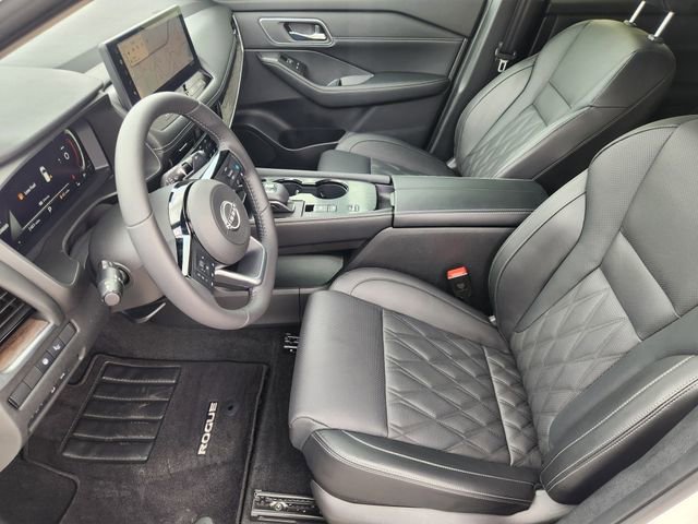 Used 2024 Nissan Rogue Platinum w/ Platinum Premium Package FWD image 10