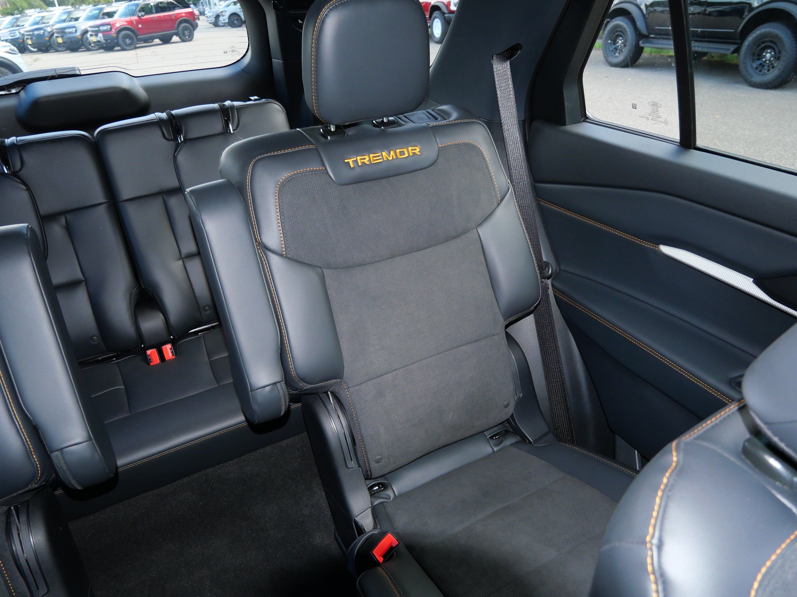 Used 2026 Ford Explorer Tremor w/ Tremor Ultimate Package AWD/4WD image 14