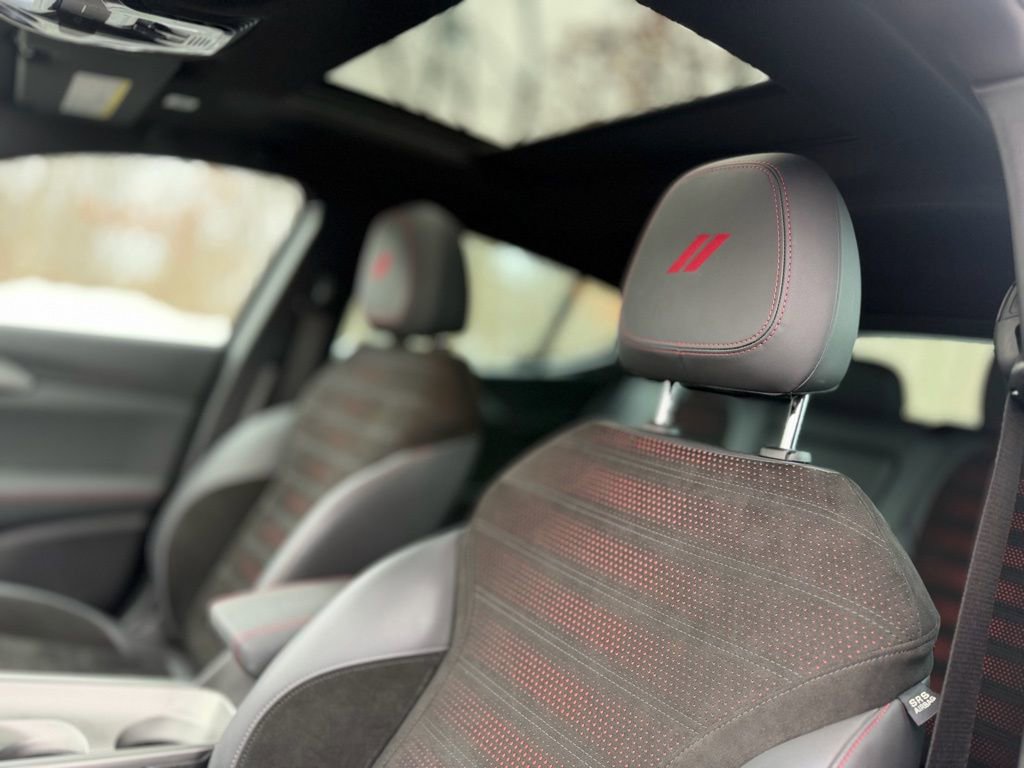 Used 2024 Dodge Hornet R/T Plus w/ Track Pack image 16