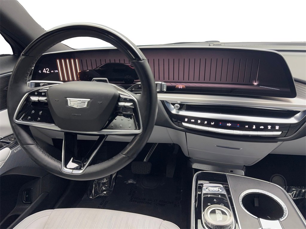 Used 2024 Cadillac Lyriq Luxury image 52