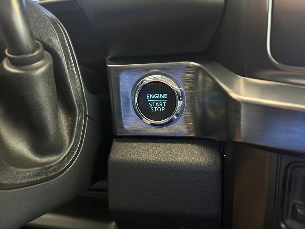 Used 2025 Ford F350 Lariat AWD/4WD image 52