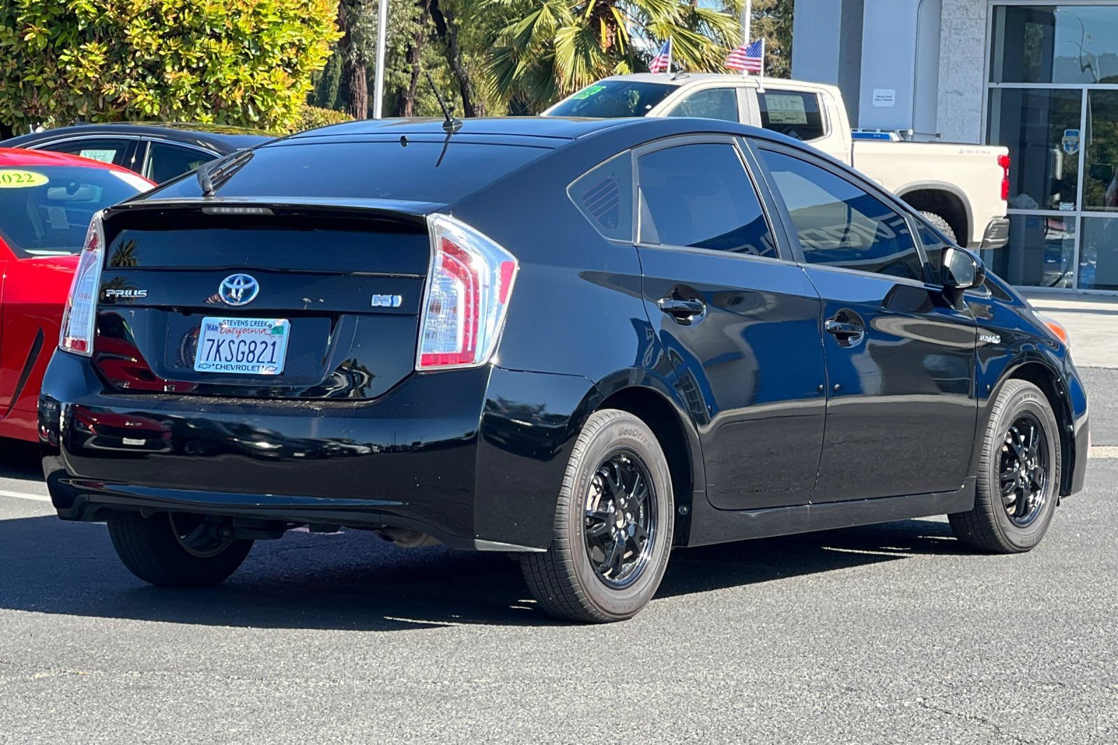 Used 2015 Toyota Prius Two FWD image 5