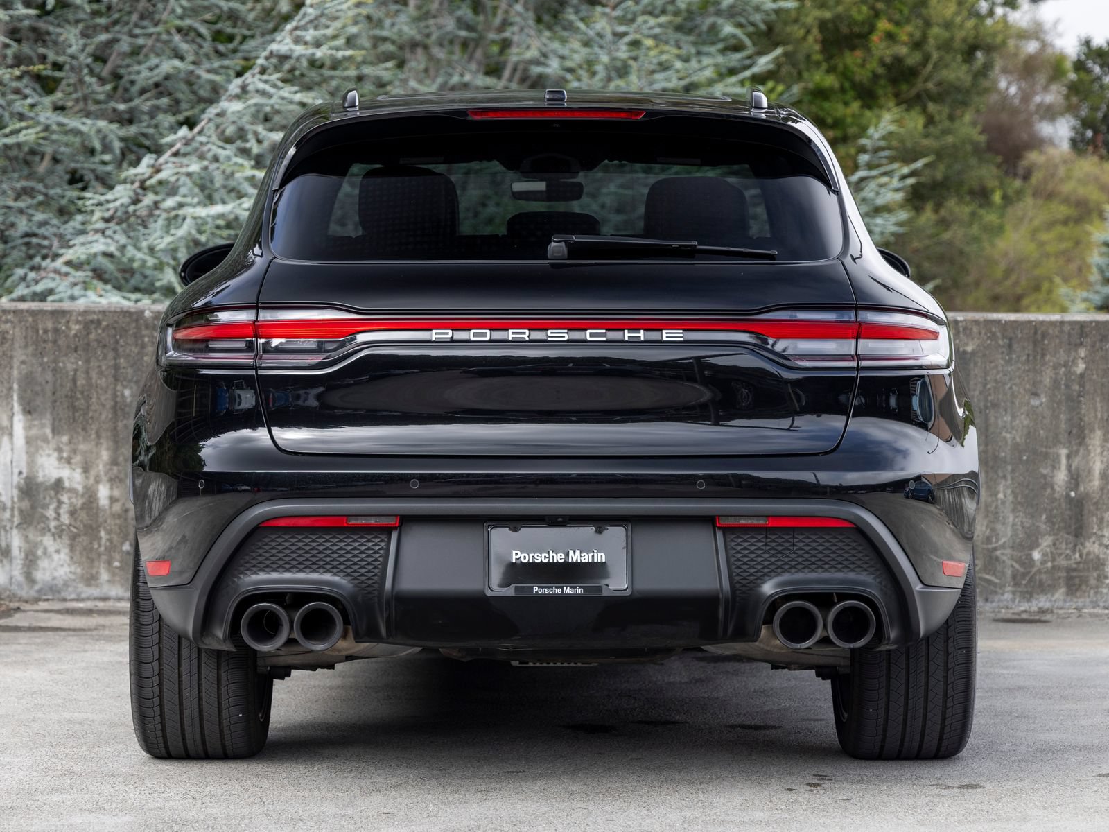 Certified 2026 Porsche Macan AWD/4WD image 10