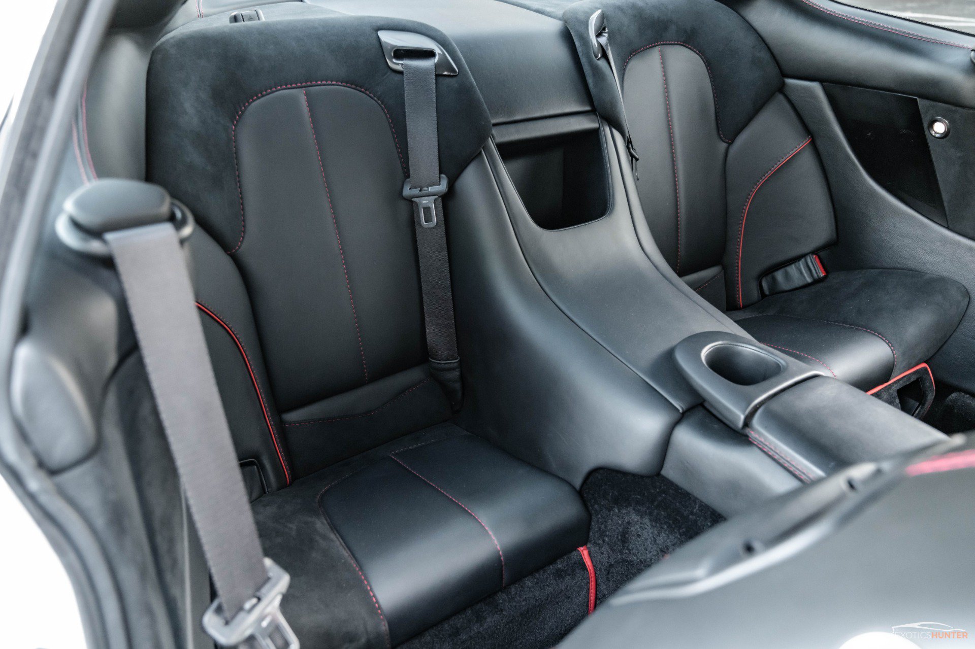 Used 2015 Aston Martin Vanquish Coupe RWD image 17
