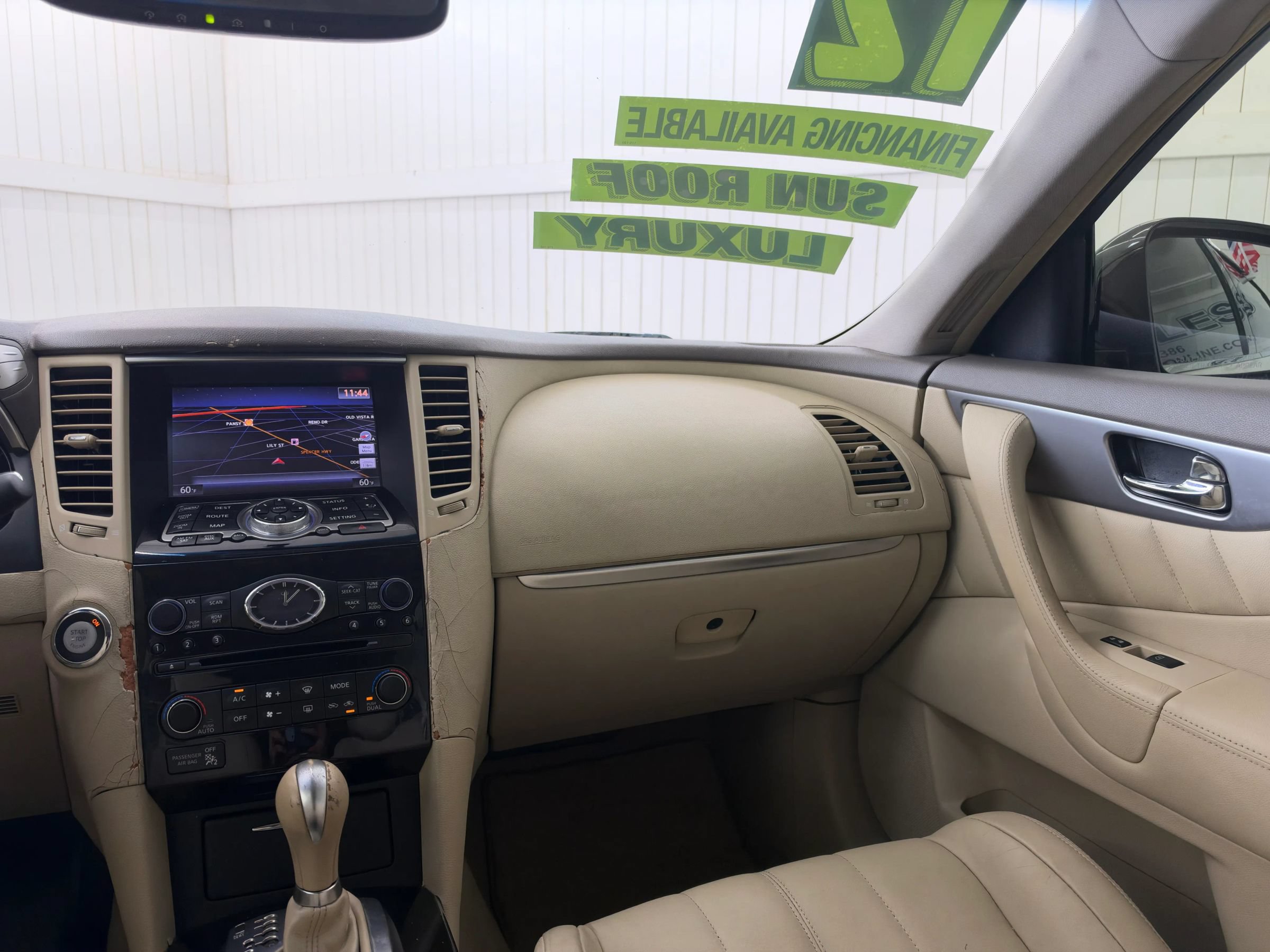 Used 2012 INFINITI FX35 2WD w/ Premium Pkg image 16