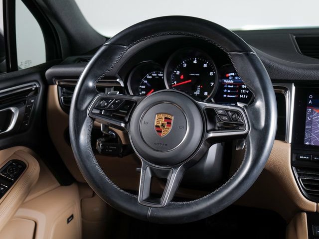 Certified 2021 Porsche Macan AWD/4WD image 15