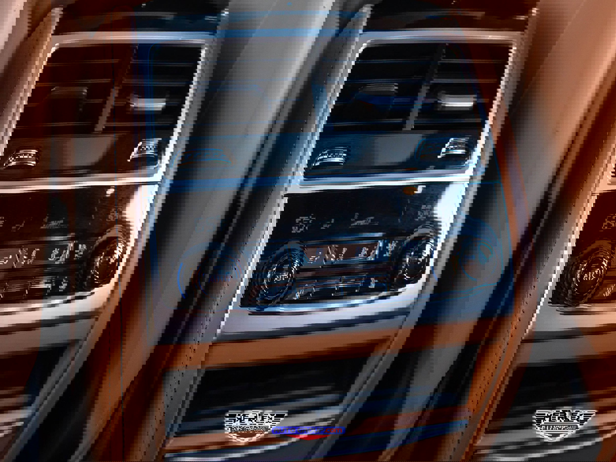 Used 2018 BMW 750i w/ Executive Package image 23