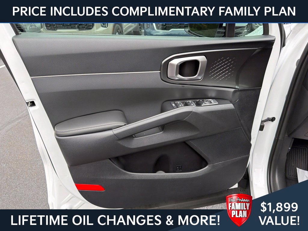 New 2026 Kia Sorento S w/ S Panoramic Sunroof Package FWD image 13