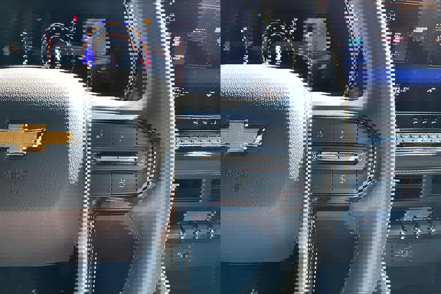 Used 2023 Chevrolet Colorado LT w/ LT Convenience Package image 19