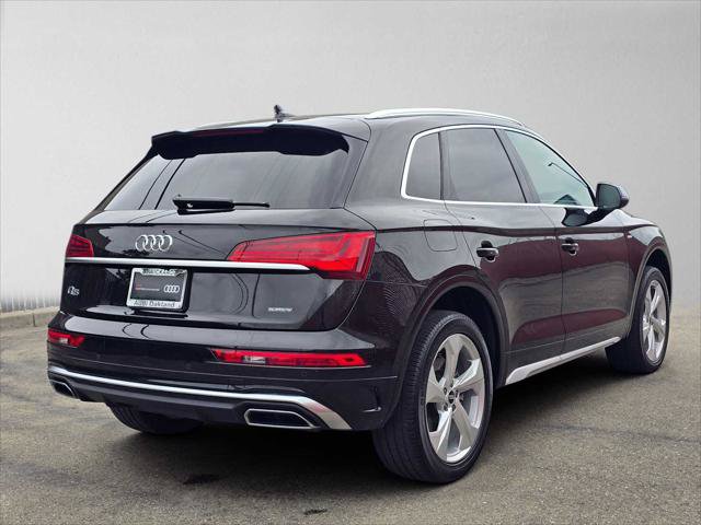 Used 2023 Audi Q5 2.0T Premium Plus w/ Premium Plus Package AWD/4WD image 3