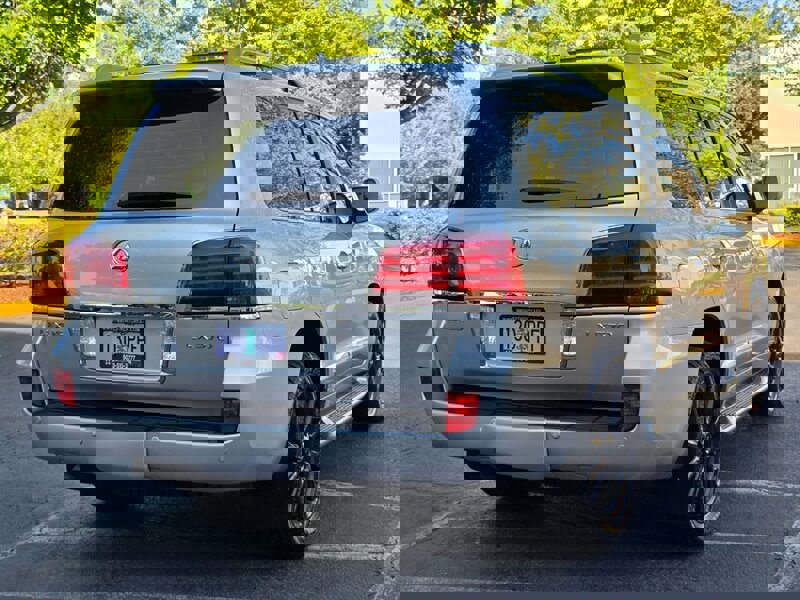 Used 2009 Lexus LX 570 4WD image 8