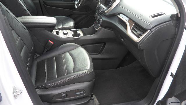 Used 2022 GMC Terrain Denali w/ Denali Premium Package AWD/4WD image 20