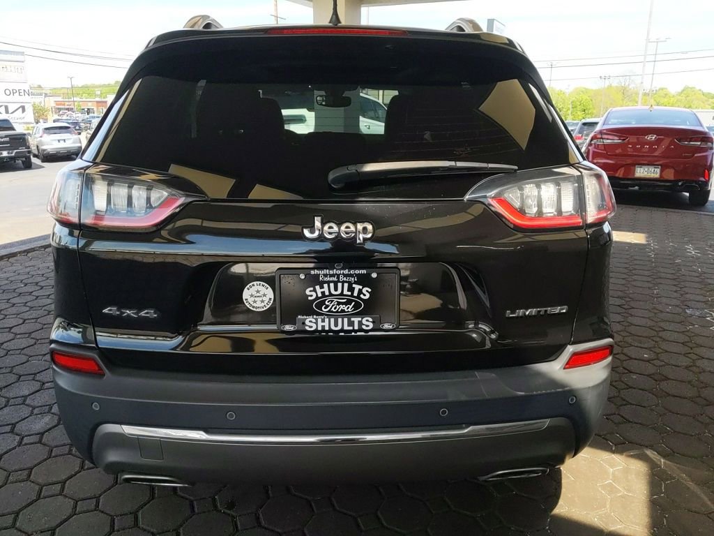 Used 2019 Jeep Cherokee Limited AWD/4WD image 7