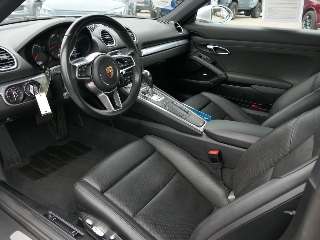 Used 2017 Porsche 718 Cayman image 10