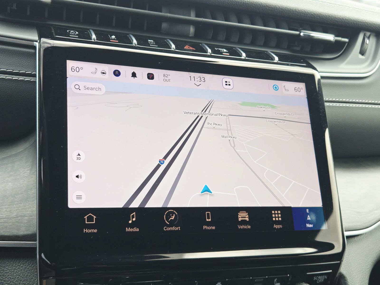 Used 2024 Jeep Grand Cherokee L Limited w/ Black Appearance Package image 29