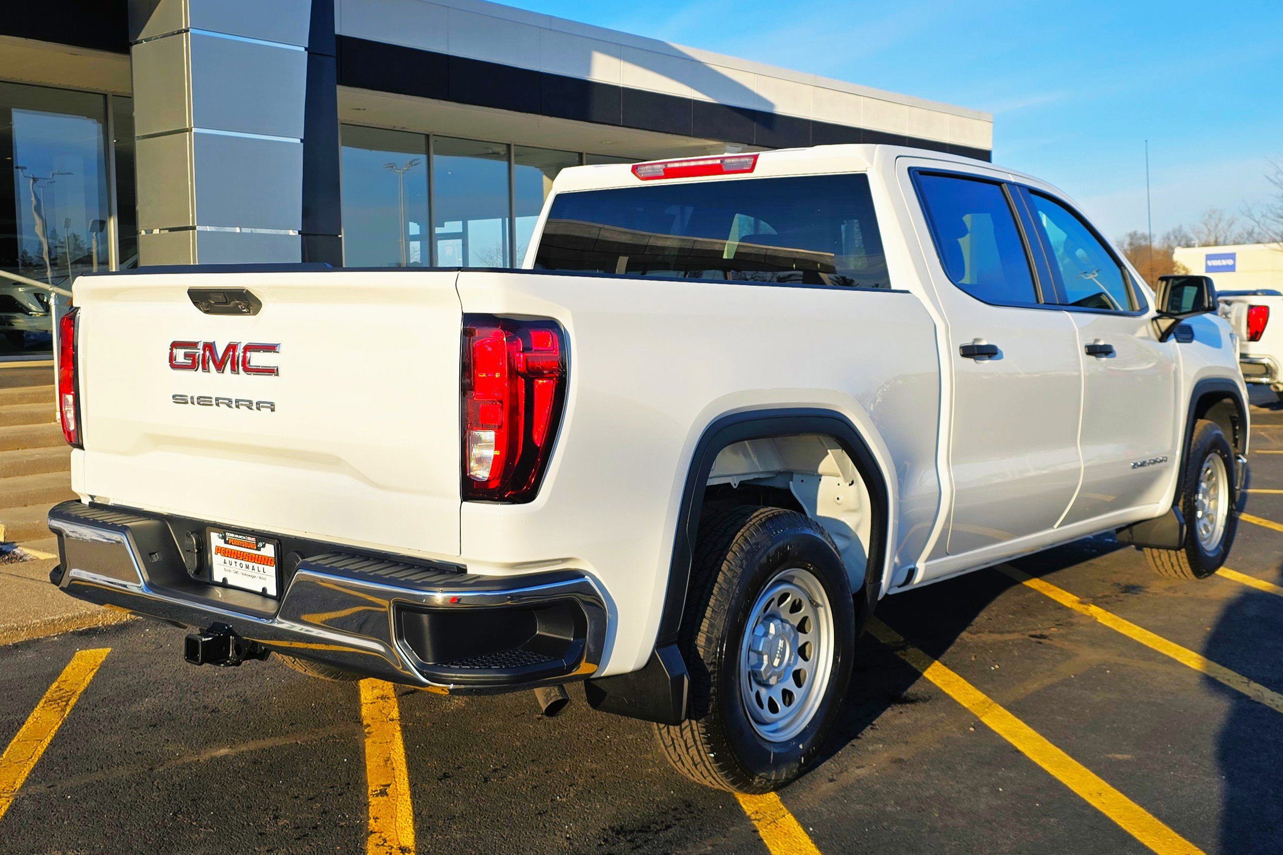 New 2026 GMC Sierra 1500 Pro w/ Pro Value Package image 9