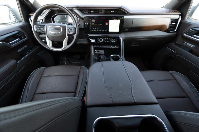 Used 2024 GMC Sierra 1500 Denali w/ Denali Reserve Package image 19
