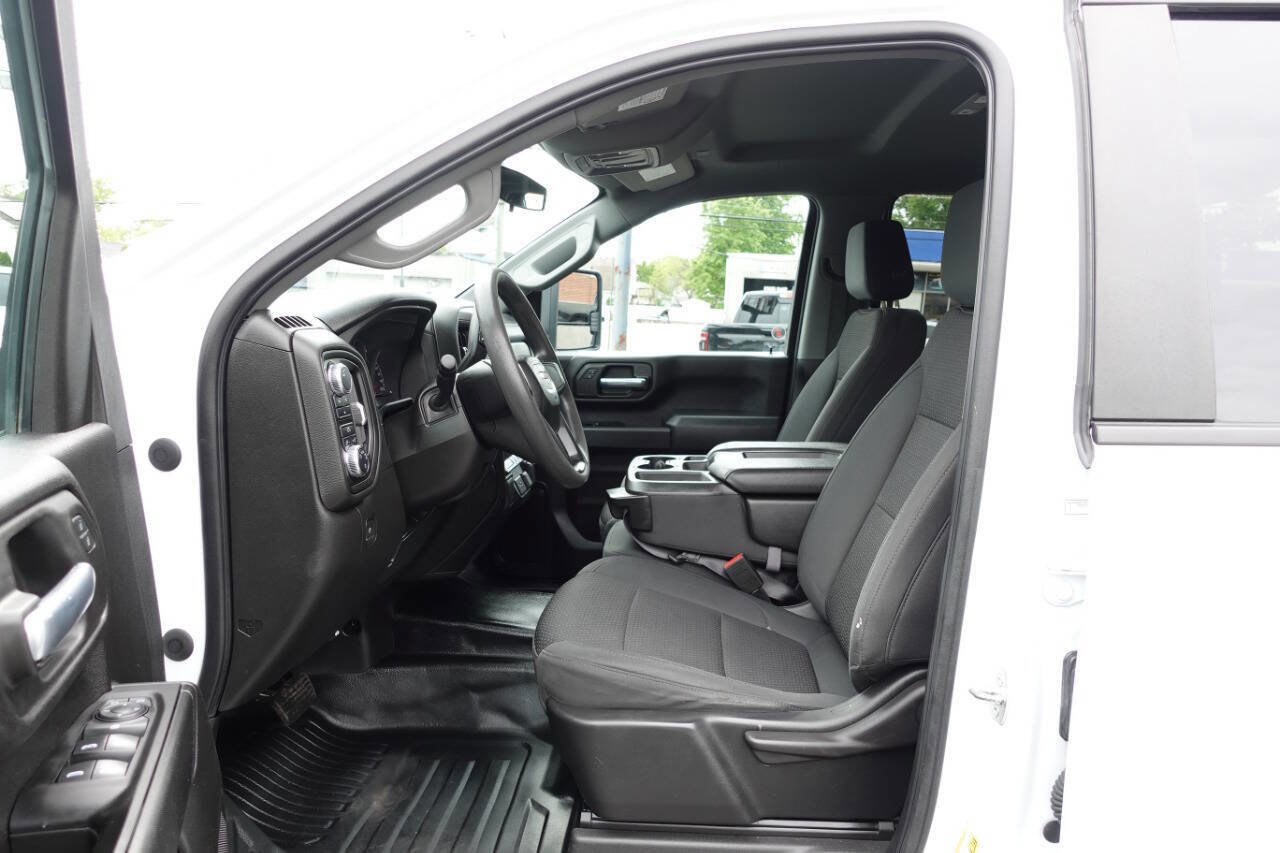 Used 2022 GMC Sierra 2500 Pro w/ Convenience Package AWD/4WD image 18