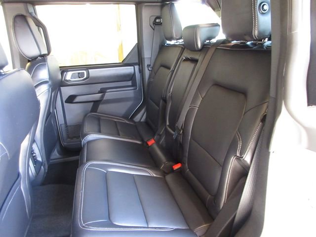 New 2026 Ford Bronco Outer Banks w/ Sasquatch Package AWD/4WD image 24