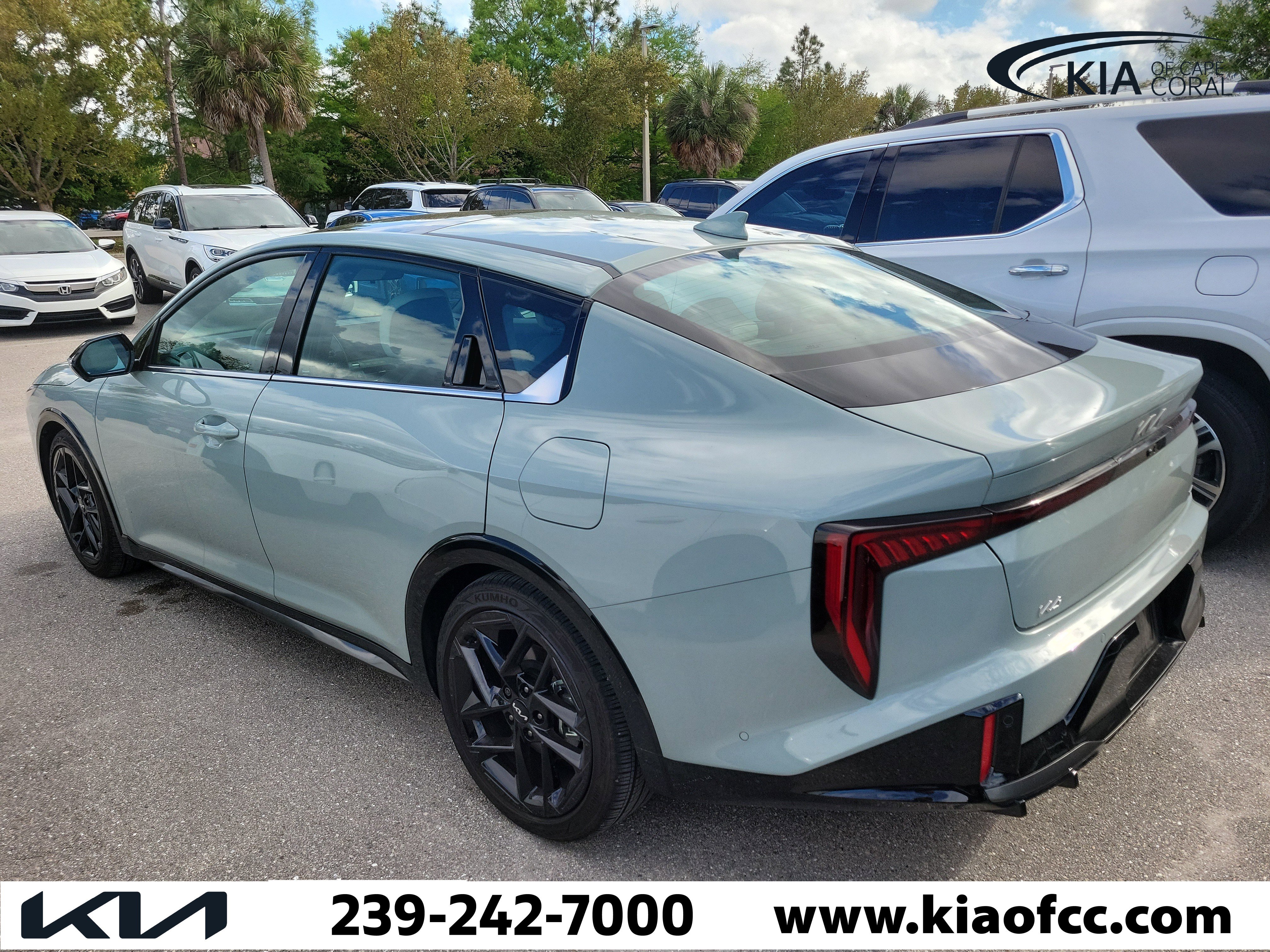 Used 2025 Kia K4 GT-Line Turbo image 8