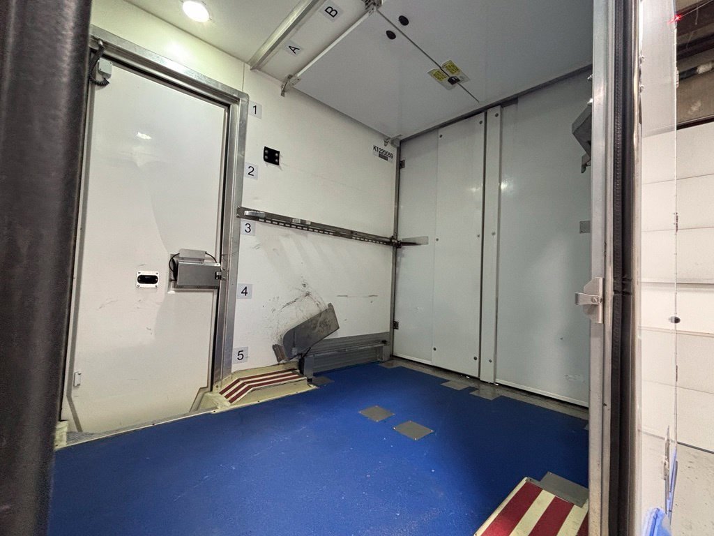 Used 2023 Ford E-350 and Econoline 350 Super Duty w/ Power Windows & Locks Group RWD image 37