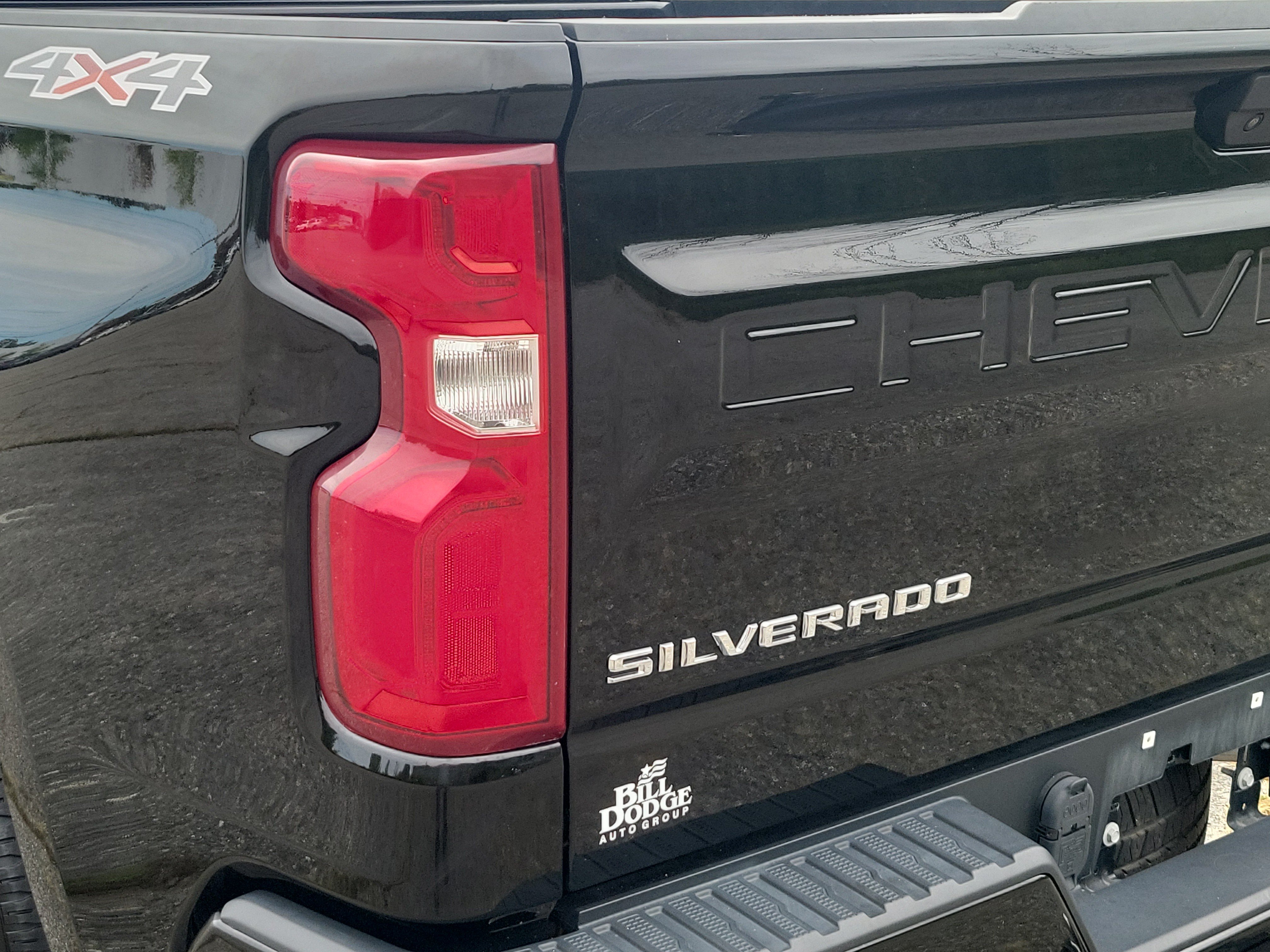 Used 2021 Chevrolet Silverado 1500 Custom AWD/4WD image 11