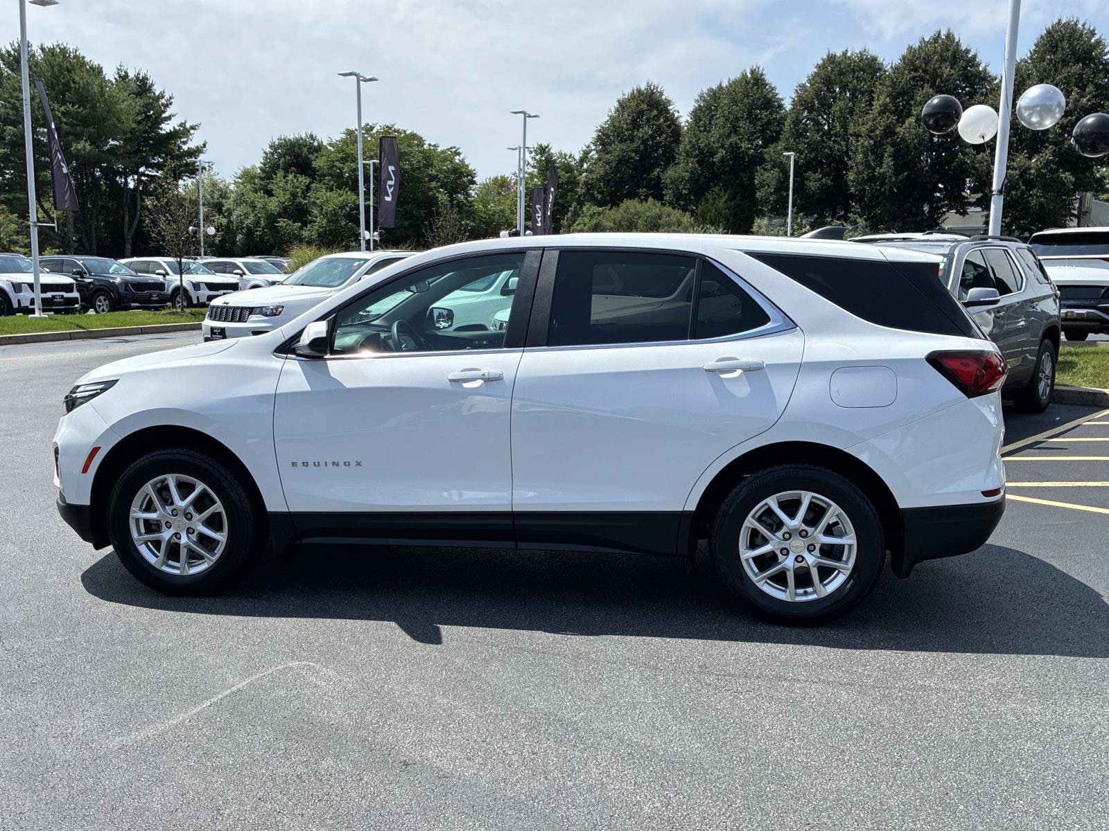 Used 2023 Chevrolet Equinox LT w/ LPO, Floor Liner Package AWD/4WD image 4