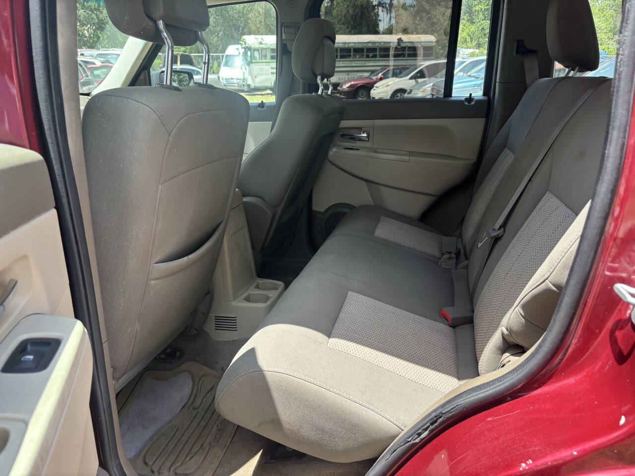 Used 2011 Jeep Liberty Sport image 10