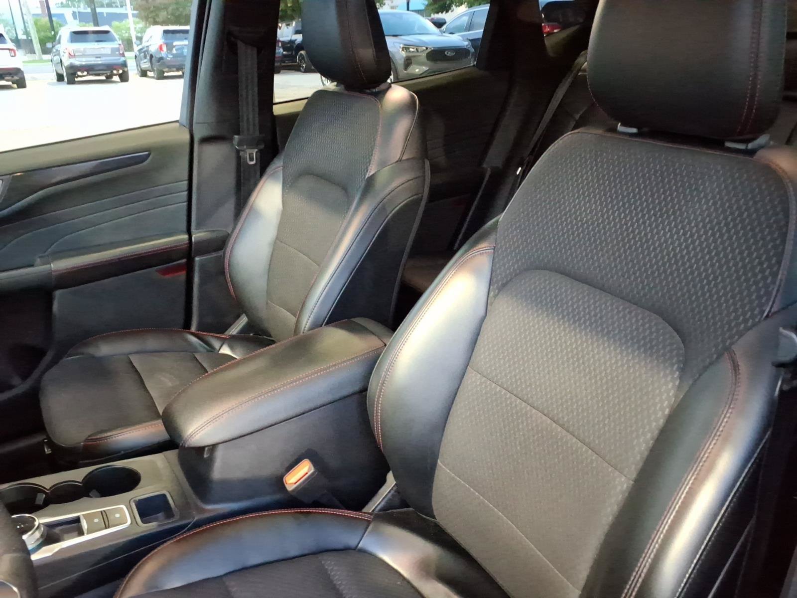 Certified 2023 Ford Escape ST-Line w/ Tech Pack #1 FWD image 12