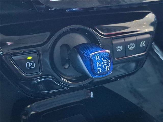 Certified 2019 Toyota Prius Prime Premium FWD image 12