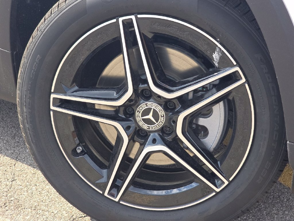 New 2026 Mercedes-Benz GLB 250 4MATIC image 10