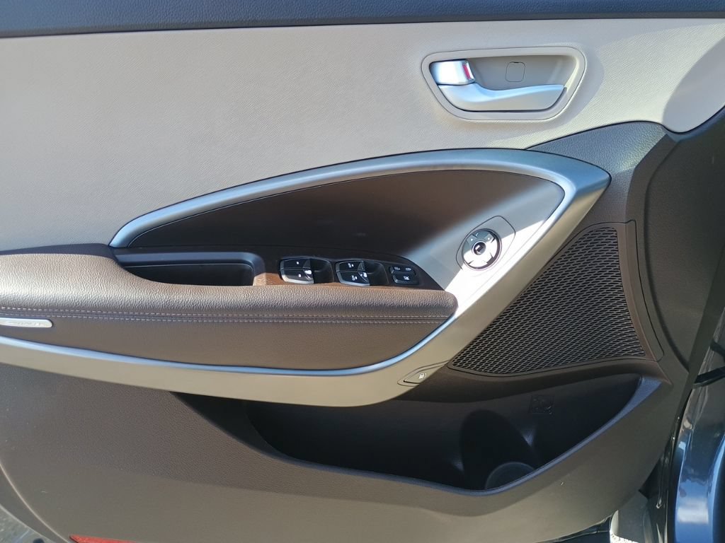 Used 2017 Hyundai Santa Fe Sport FWD image 10