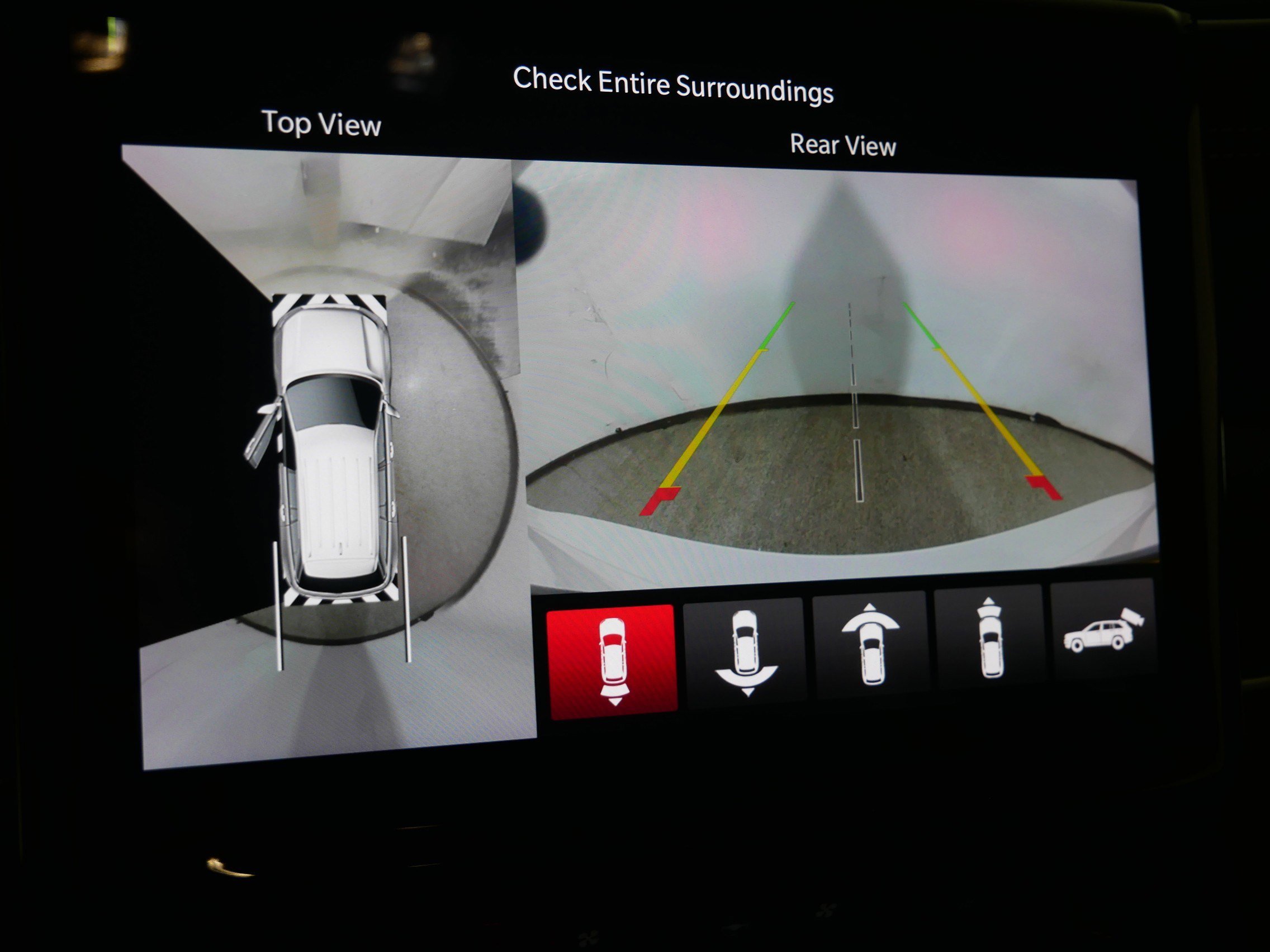 Used 2022 Jeep Grand Cherokee L Limited w/ Luxury Tech Group II image 32