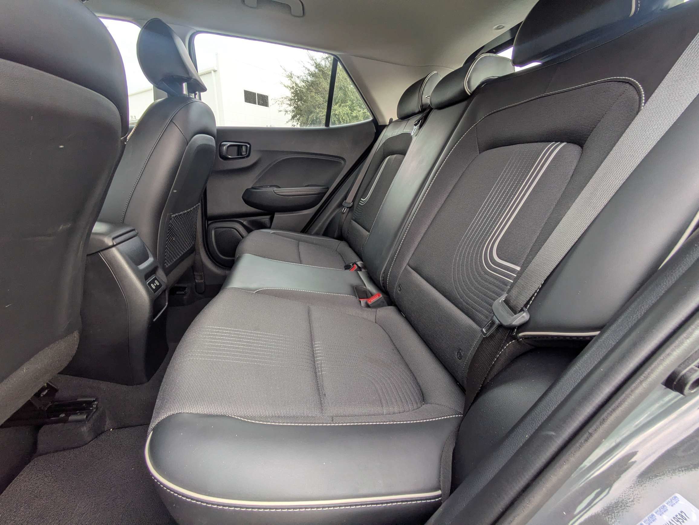 Used 2026 Hyundai Venue SEL FWD image 12